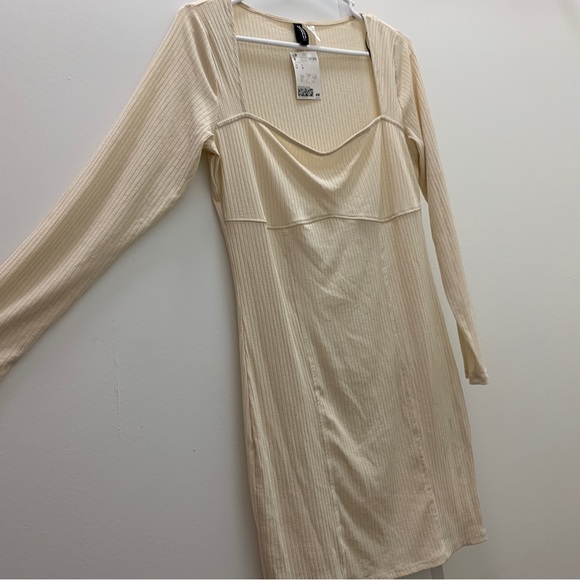 H&M Long Sleeve Ribbed dress in cream color - Picture 5 of 6